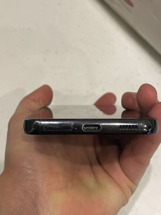 Samsung S22 8/128 Стекло не треснуто Это защитное стекло!