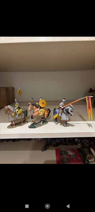 Олов'яні фігурки фірми Del Prado Середньовіччя