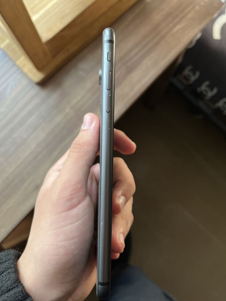 iPhone 8+ цена договарнач