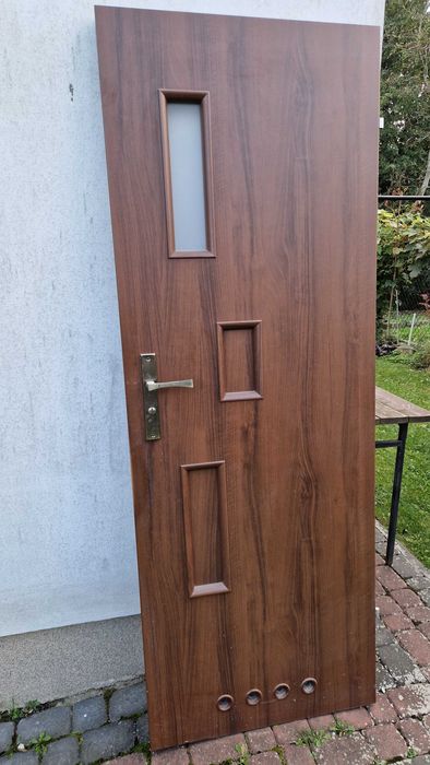 Drzwi łazienkowe 70 prawe
