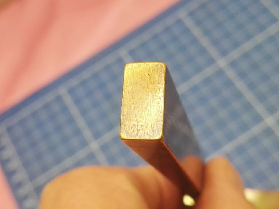 krzyż krucyfiks mosiężny wygrawerowane 13 domowy