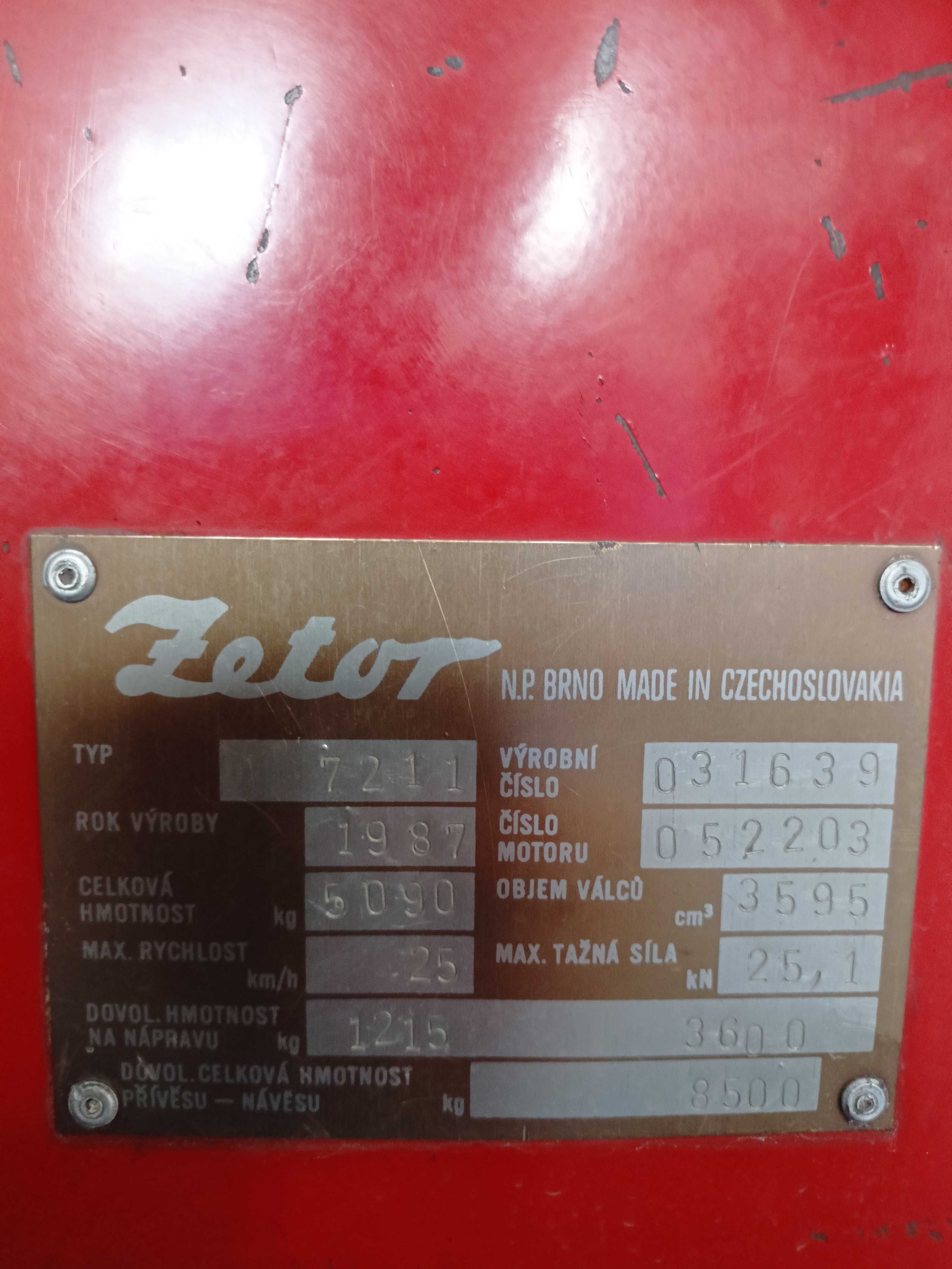 Ciągnik Zetor 7211
