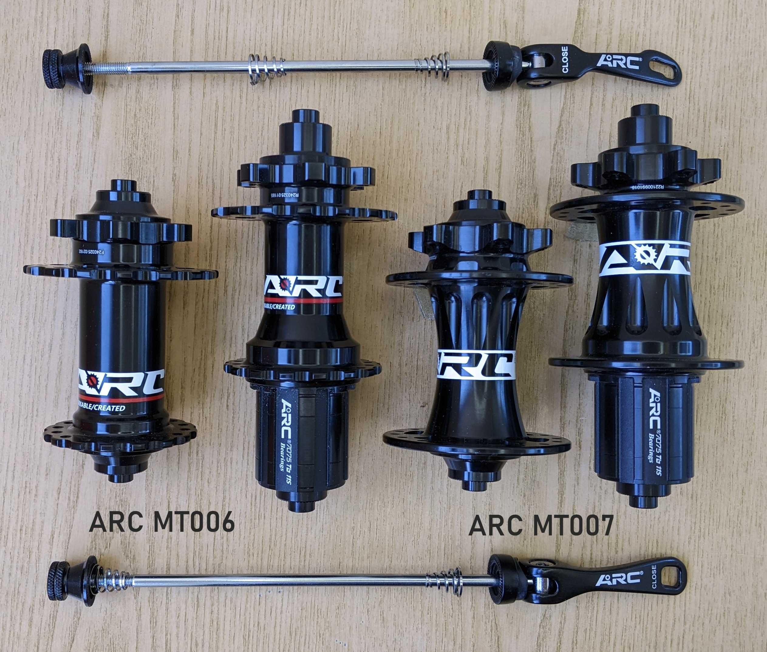 Втулки різні Novatec, ARC під HG Microspline та вісь