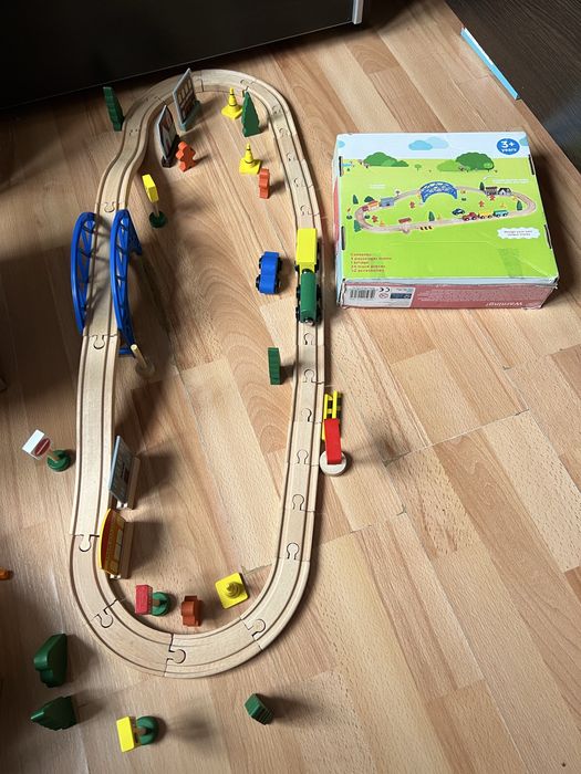 Деревʼяна залізниця, Chad Valley