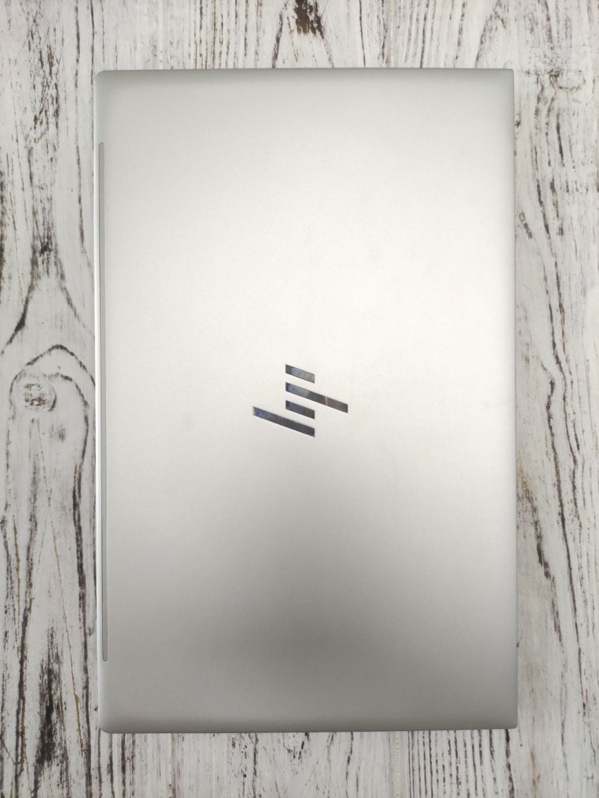 HP ENVY, Intel i7-1165G7, 16DDR4, NVME 512GB.