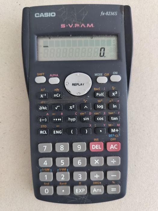 Calculadora científica Casio fx82MS