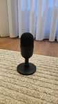Razer Seiren Mini - Microfone Compacto e Profissional
