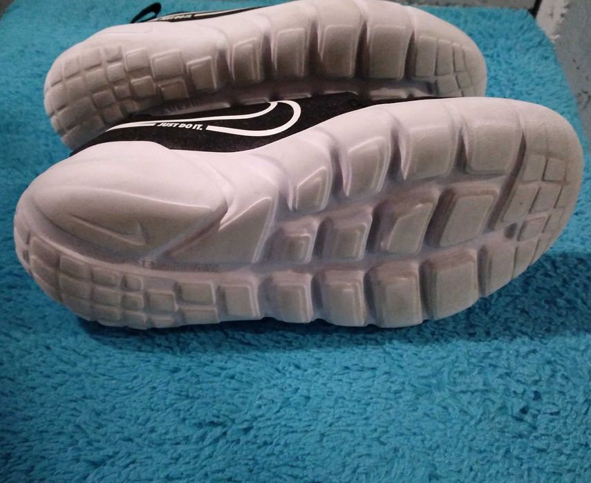 Nike Flex Runner buty dziecięce rozmiar 33