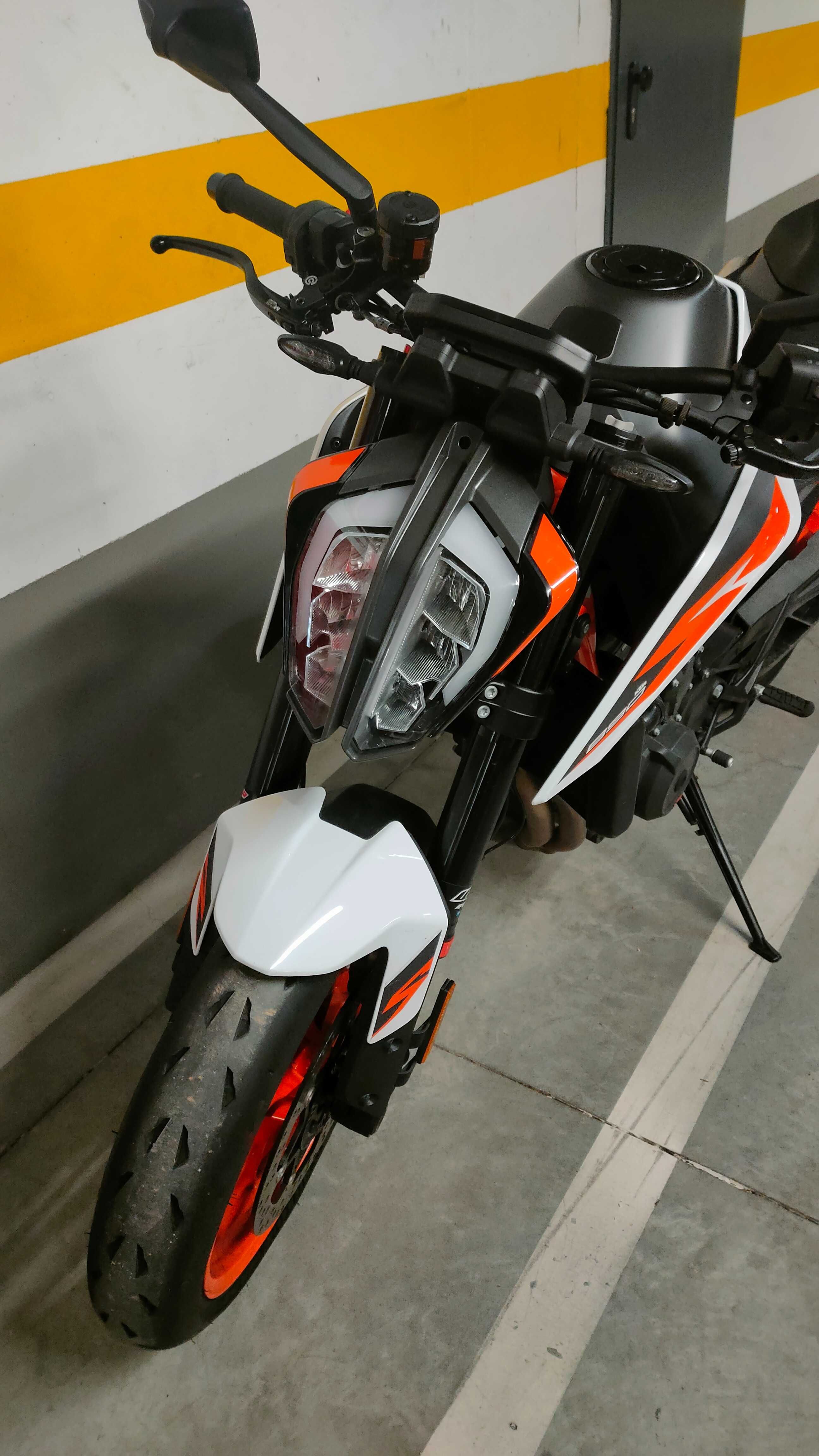 KTM Duke 890R como nova 2022