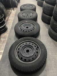 Диски R-15 4*100, 6j, ET45, ЦО56 "Toyota"; шины 195/60 "Dunlop"