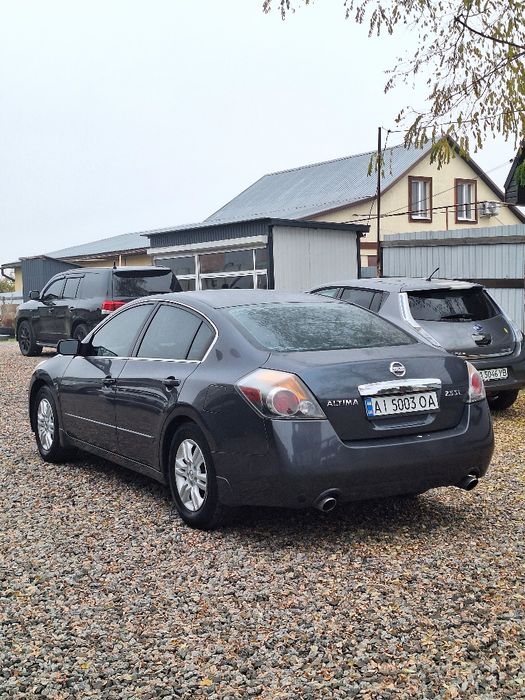 Nissan Altima 2011 год , 2.5 газ-бензин