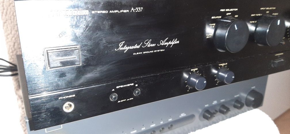 Amplificador Integrado da Pioneer Modelo A337 - Estimado