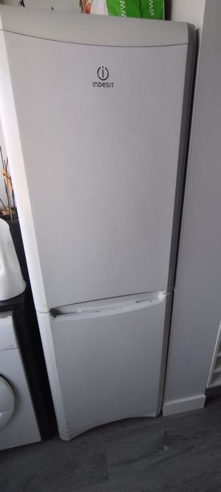 Combinado Indesit