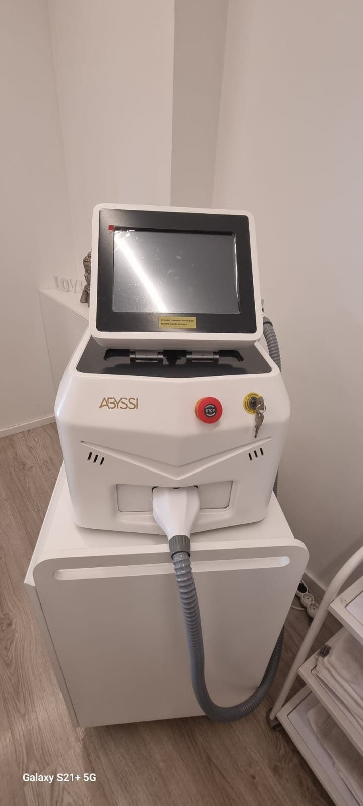 Vendo máquina depilação laser 3 onda: Diodo, Alexandrite, e ndyag