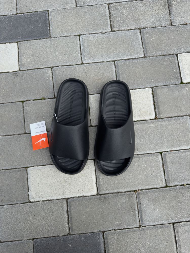 Тапочки Nike Black