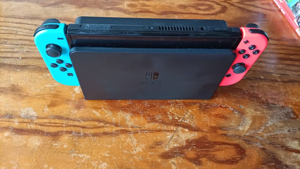Nintendo Switch OLED + Jogos