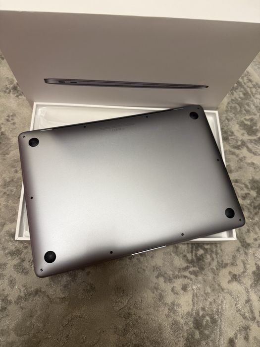 MacBook Air M1 16/512gb