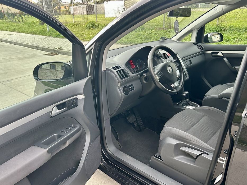 VW Touran, 2.0 tdi, DSG, bogate wyposażenie!