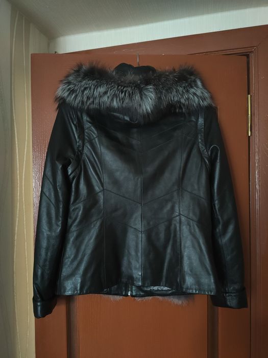 Куртка кожаная М