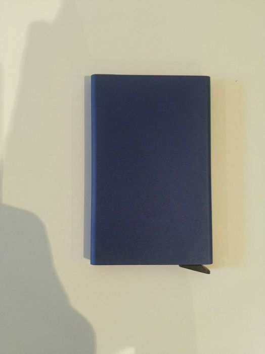 Porta cartões com RFID