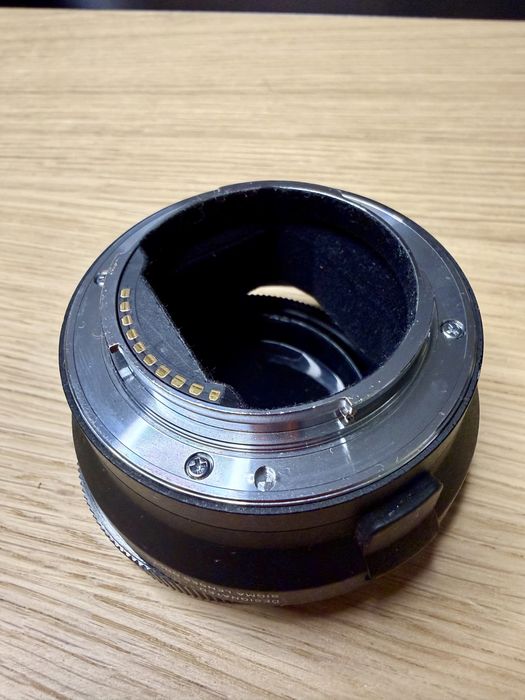 Sigma Art 24-70 2.8 - mocowanie Canon