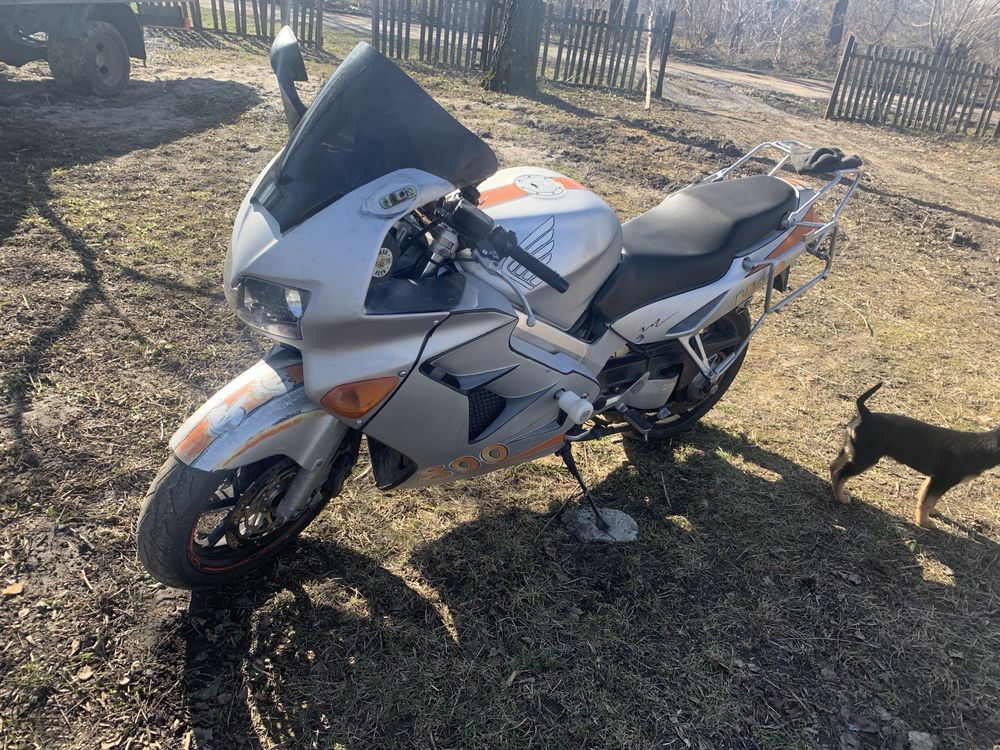 Honda vfr 800 цена 3500$