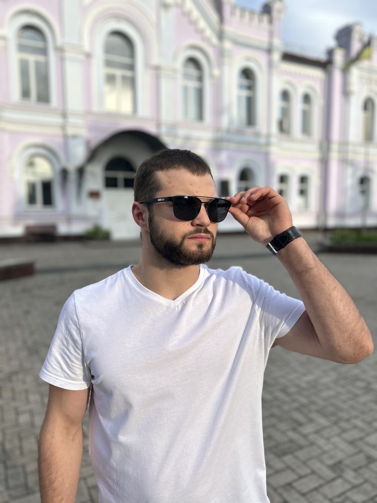Сонцезахисні окуляри Emporio Armani
