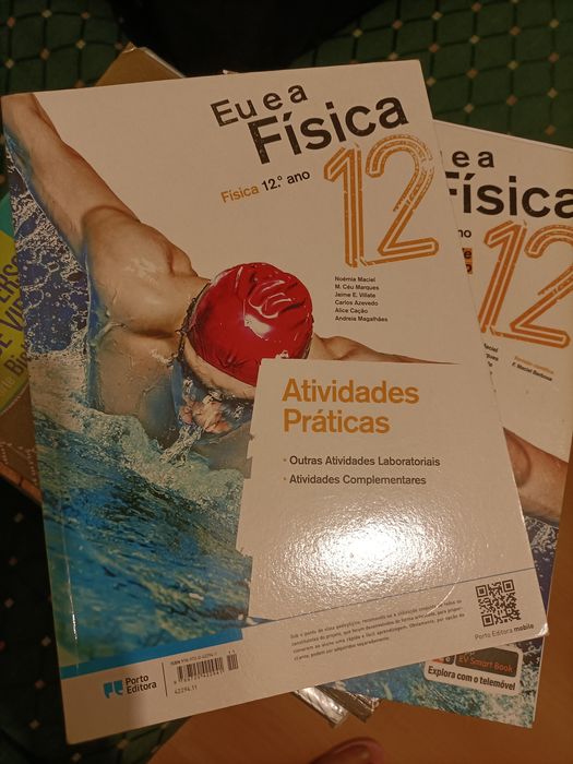 Caderno de atividades e de laboratório de física do 12 ano e outros