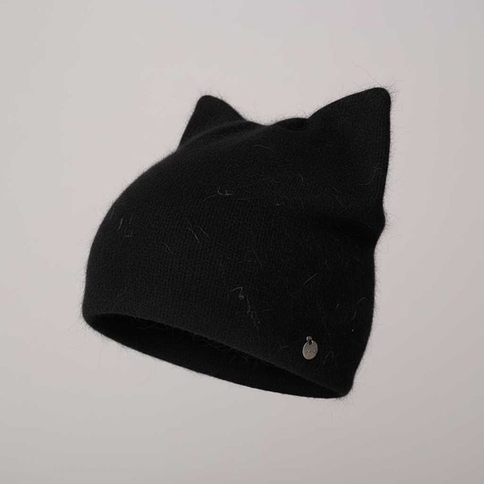 Жіноча ангорова шапка-біні з вушками | Доставка по Україні