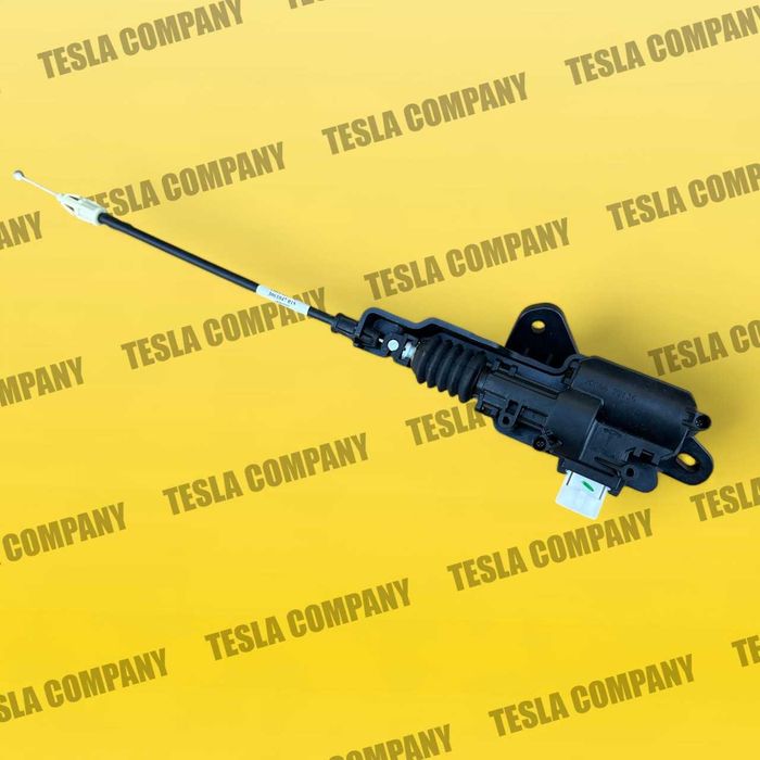 Актуатор привода моторчика замка капота Tesla Model S / 3 / X / Y