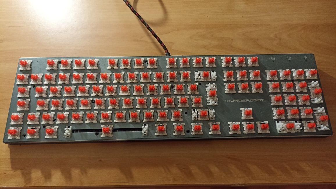 Teclado mecânico Thunderobot