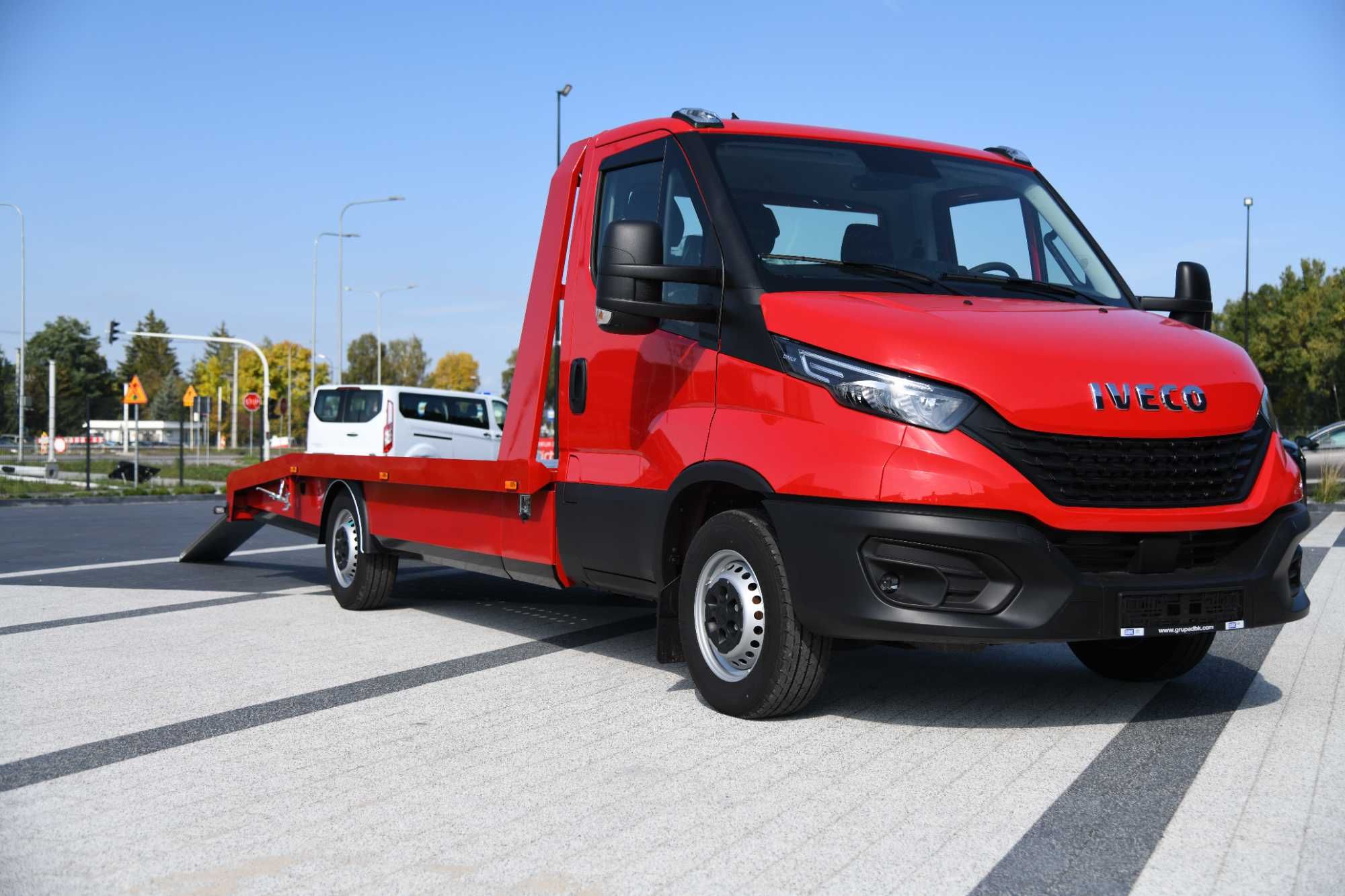 Iveco Daily Autolaweta Laweta Najazd Pomoc Drogowa Alu Panelowa