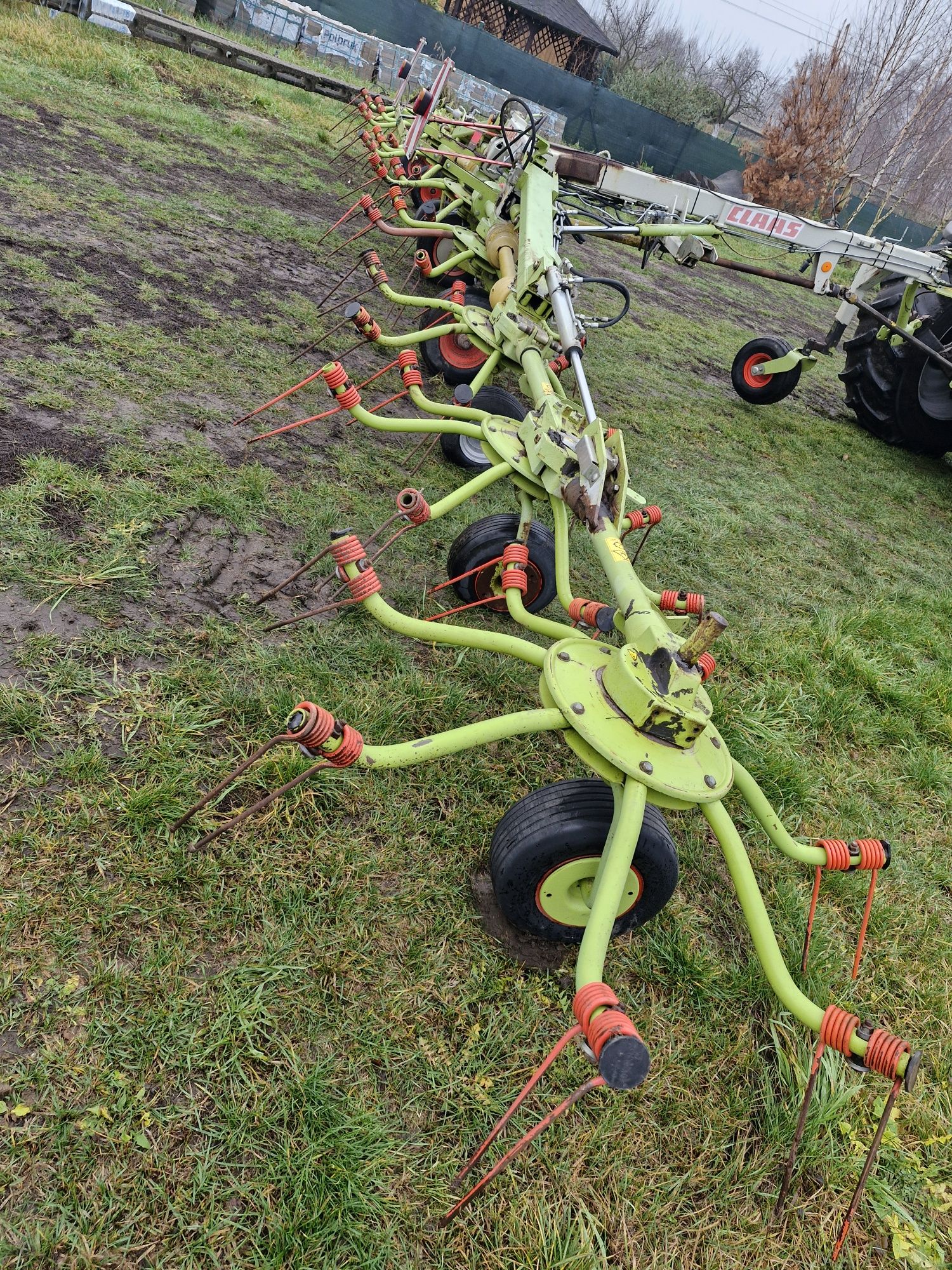 Sprzedam przetrzasarke claas volto 1050t