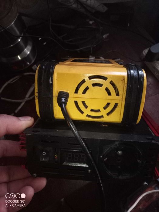 Інвектор продам 2500 кв