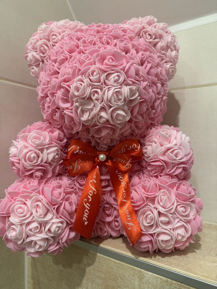 Miś z róz  35 cm