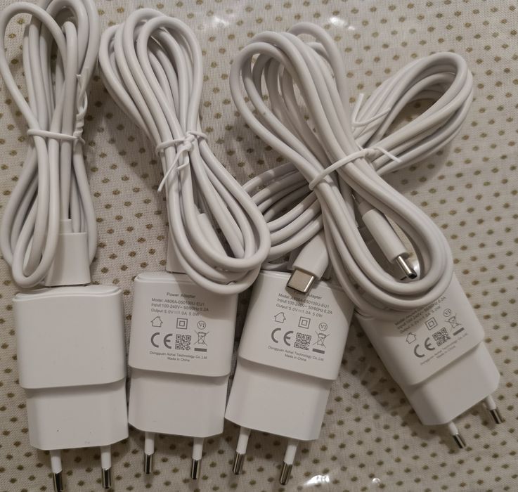Carregador tipo-c 1.5M *novos" um 3€/dois 5€