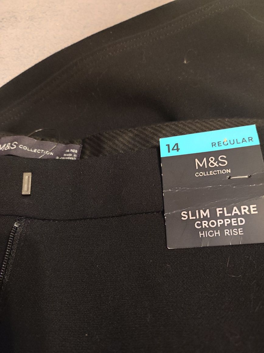 Czarne spodnie M&S