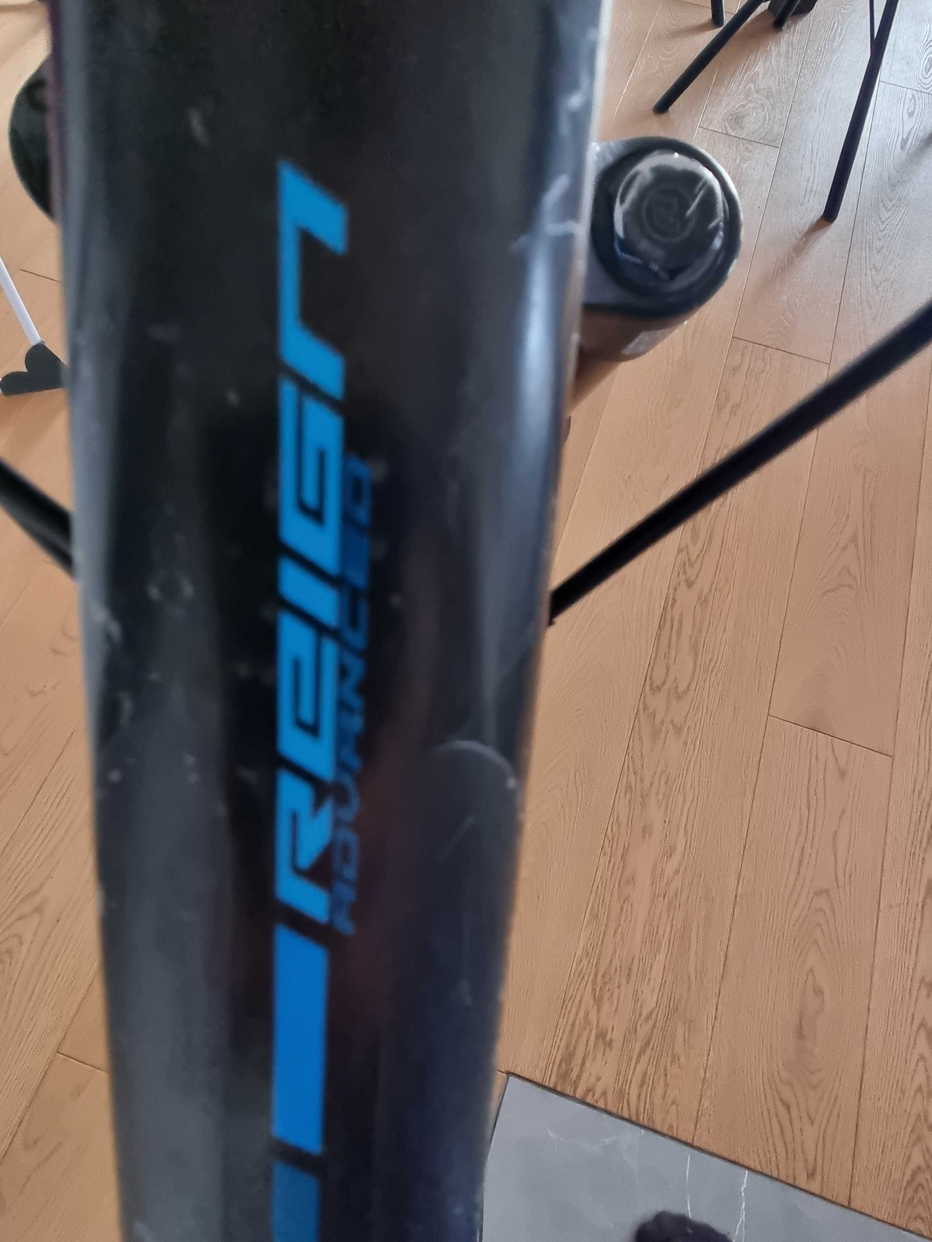 Giant Reign Advanced 0,  Carbon Full