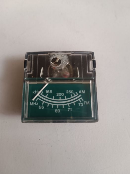 Wskaźnik strojenia amplitunera RADMOR 5102T