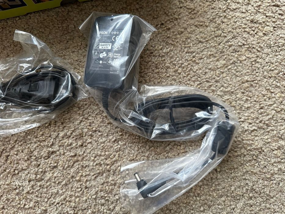 Zasilacz Epson APT0615Z2-1 do drukarki etykiet LabelWorks LW-K400