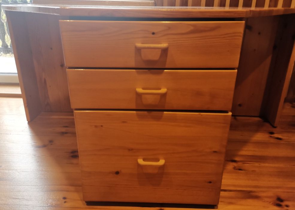 Podwójne, solidne biurko z litego drewna