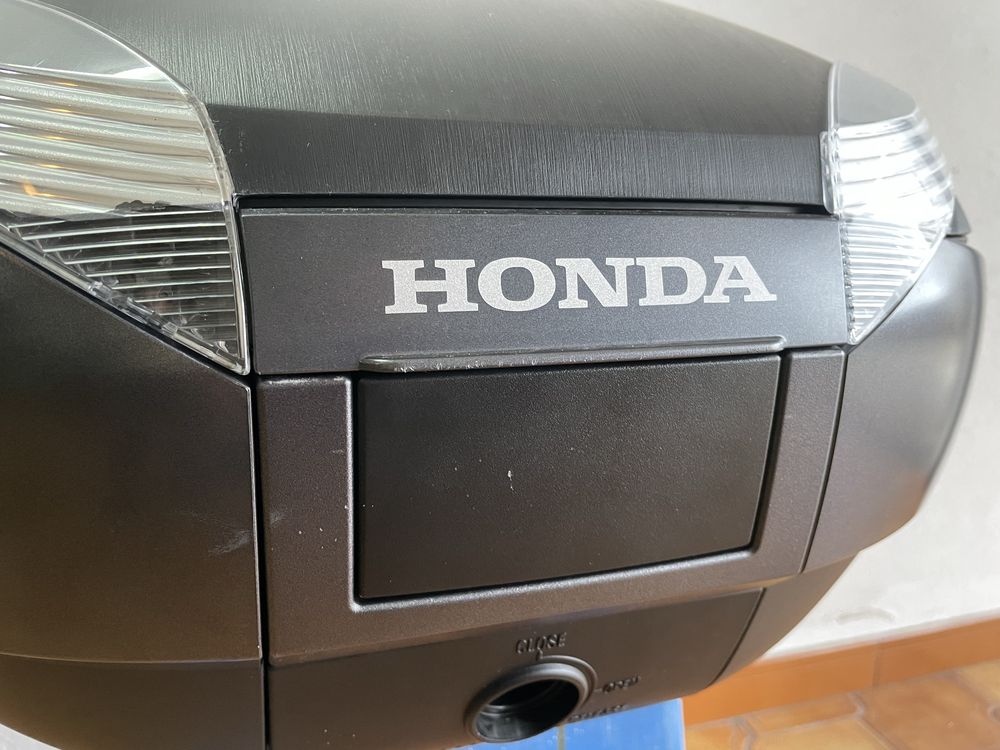 Top case Honda Shad