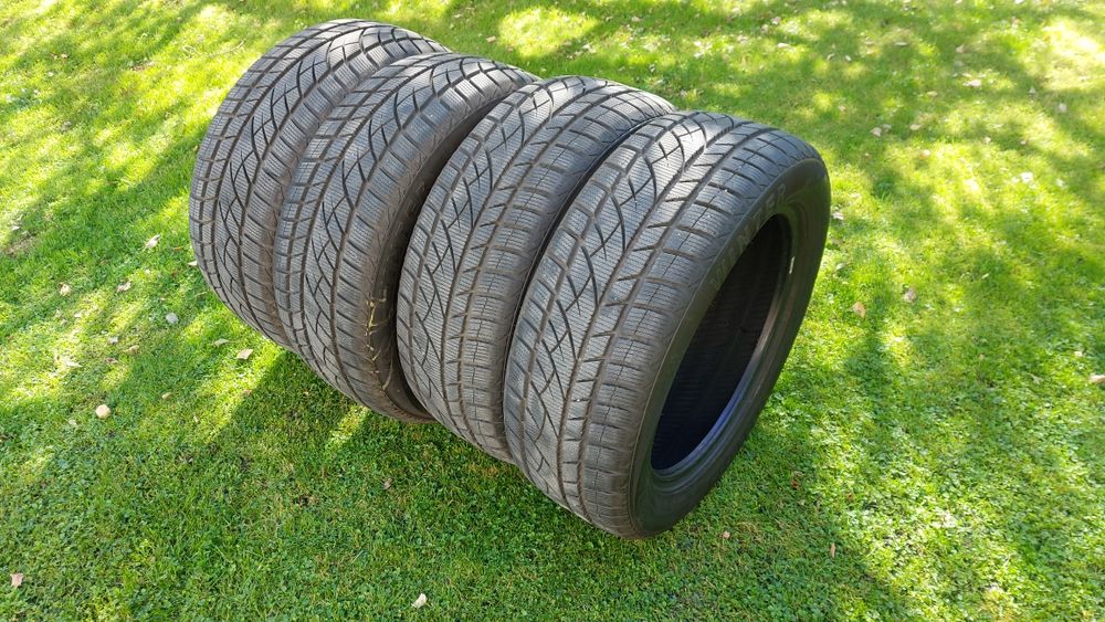 Opony zimowe 215x55x17 bieżnik 7.5 mm, bez uszkodzeń