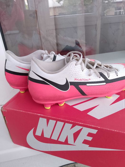 Буци футбольні адідас