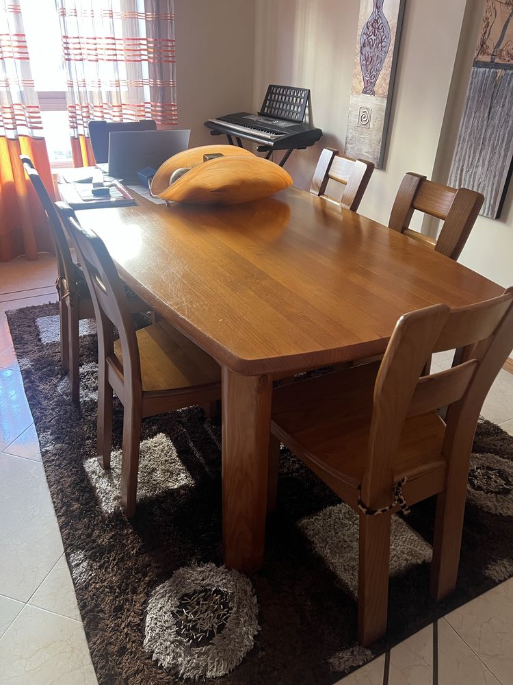 Mesa de jantar de 8 lugares madeira da loja cerne