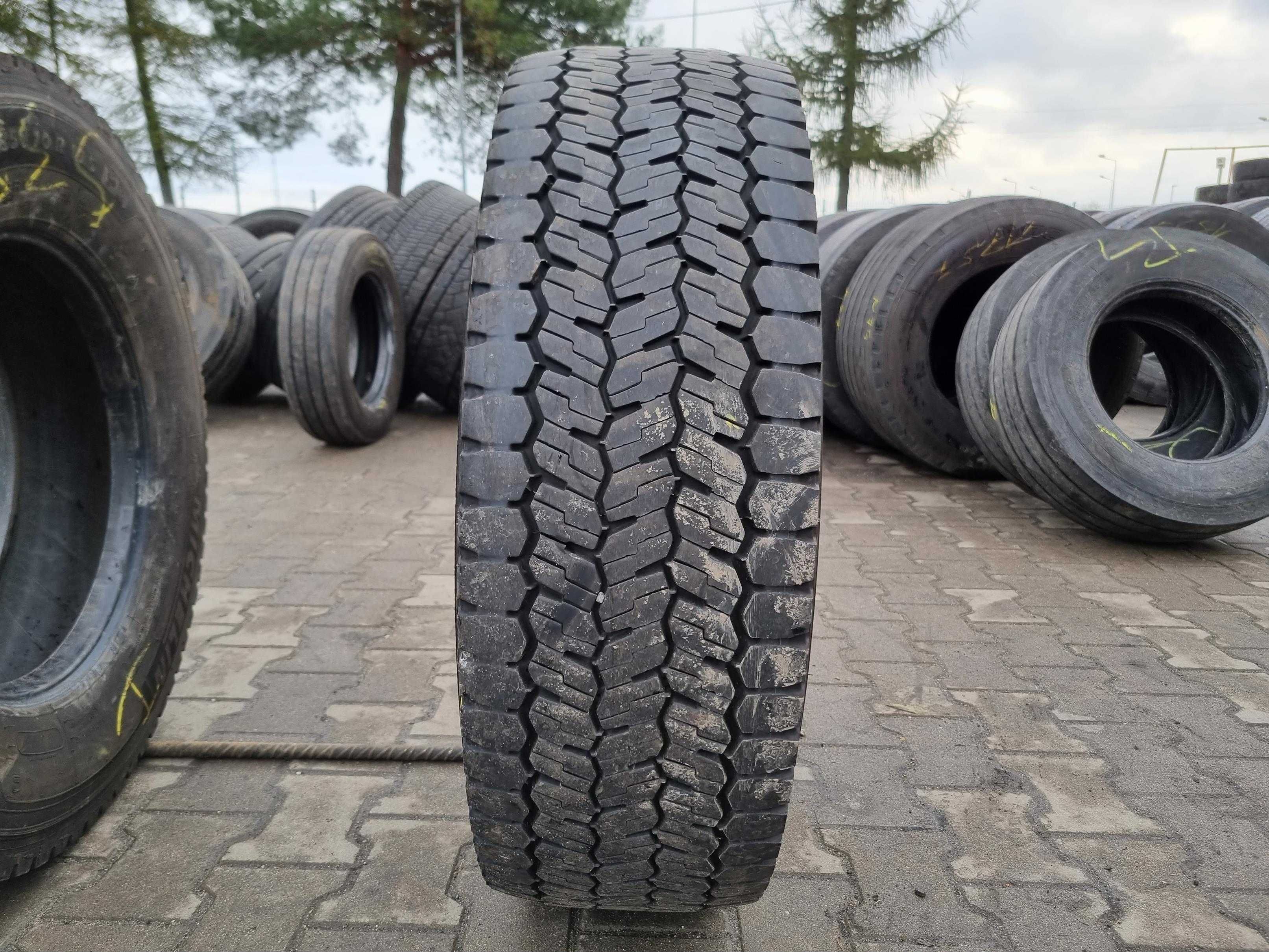 285/70R19.5 Opona MICHELIN XMULTI D 8-9mm Napęd  X MULT