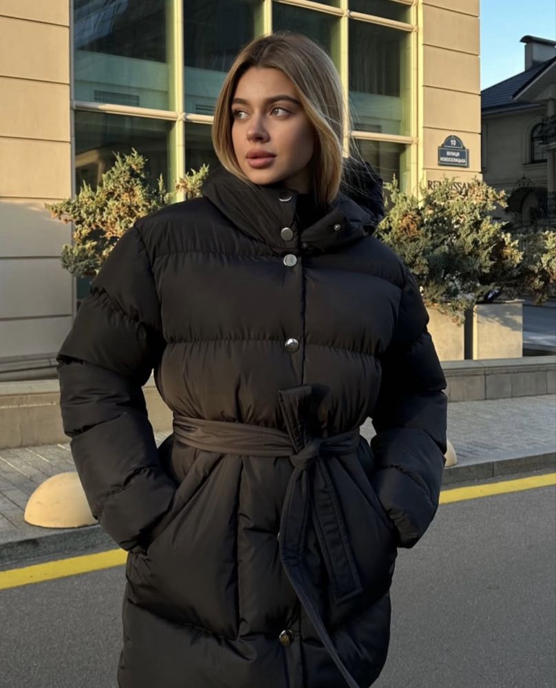 Жіночий стильний пуховик
