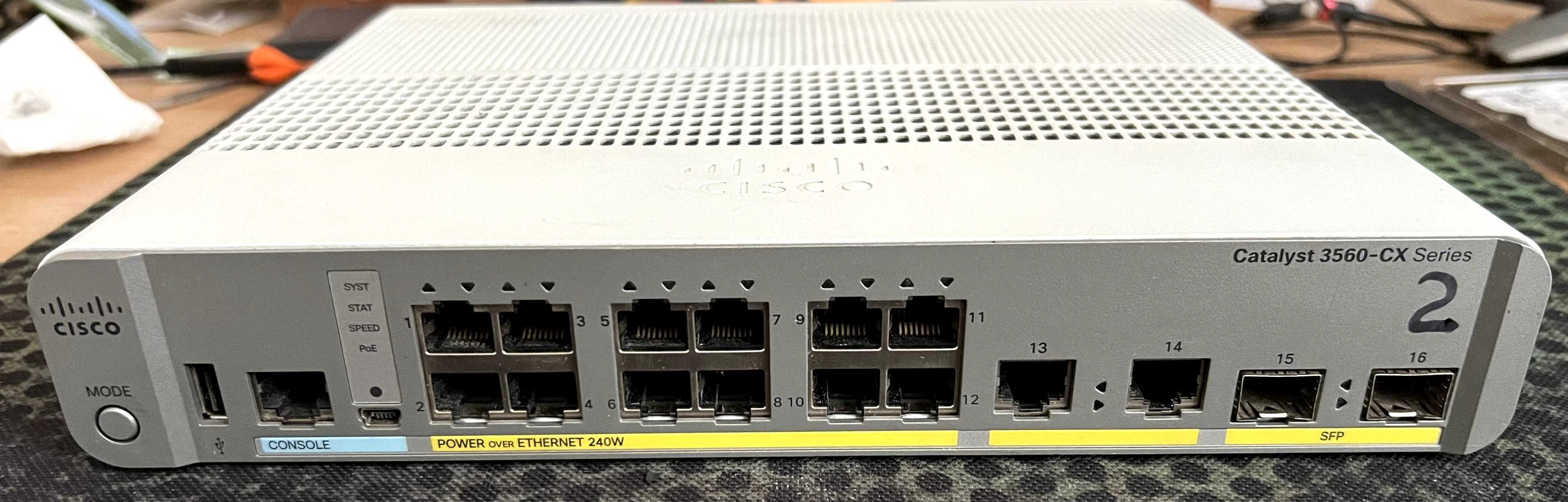 Комутатор керований рівня 3 Cisco WS-C3560CX-12PC-S