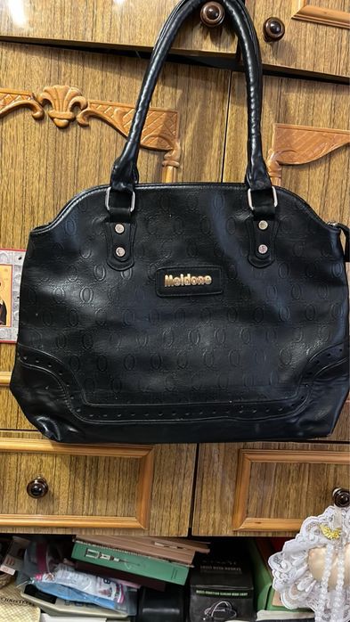 Гарні сумки великі і не дуже