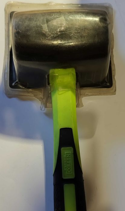 Młotek Gumowy z trzonkiem